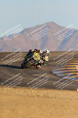 media/Dec-16-2023-CVMA (Sat) [[bb38a358a2]]/Race 13 Amateur Supersport Middleweight/